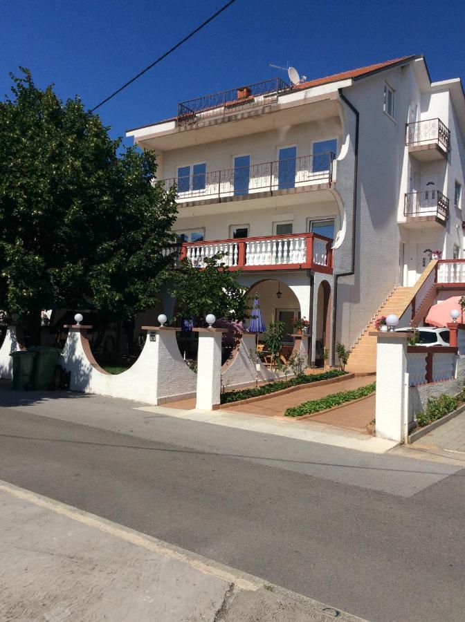 Apartmani Nina Crikvenica Luaran gambar