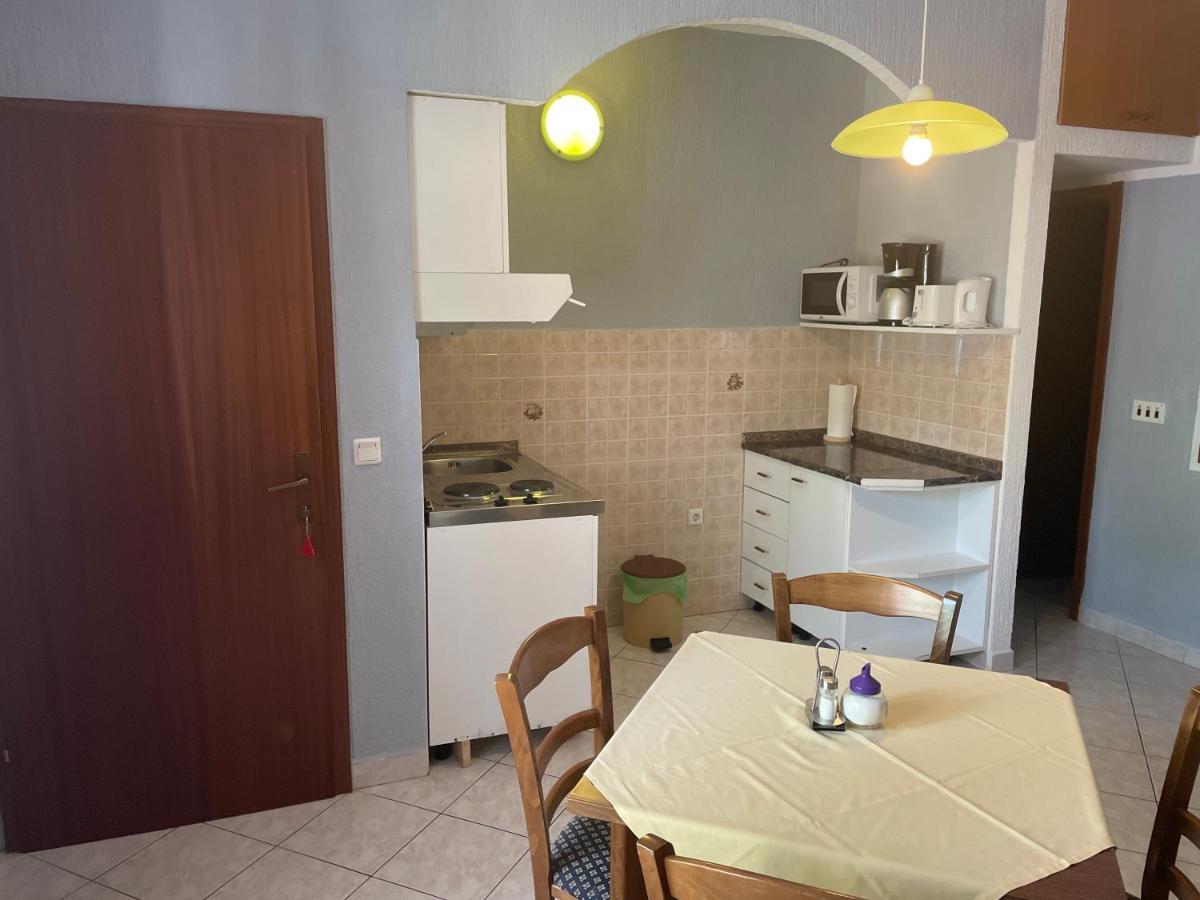 Apartmani Nina Crikvenica Luaran gambar