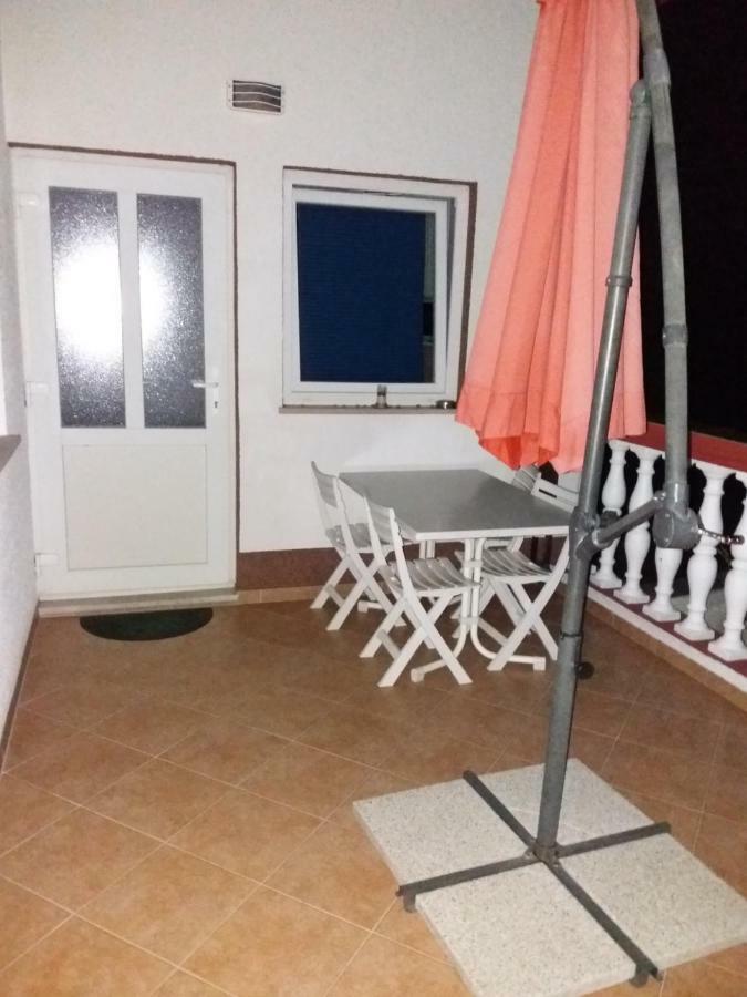 Apartmani Nina Crikvenica Luaran gambar