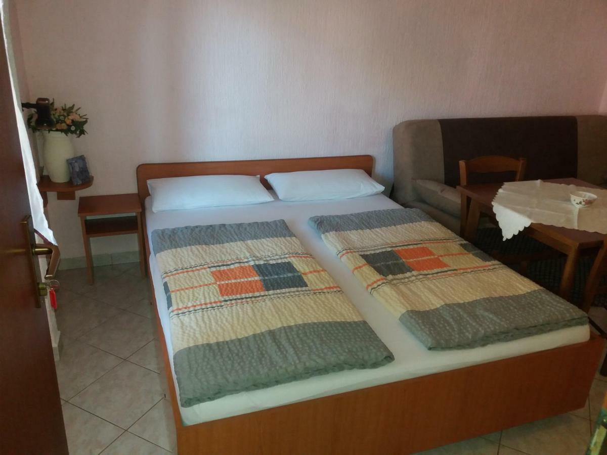 Apartmani Nina Crikvenica Luaran gambar