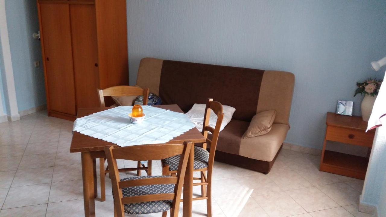 Apartmani Nina Crikvenica Luaran gambar